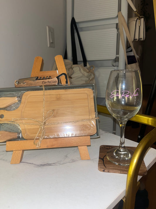 Ellie Rose Vinelli Charcuterie Set
